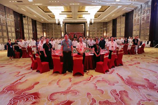 ȫ�峪����